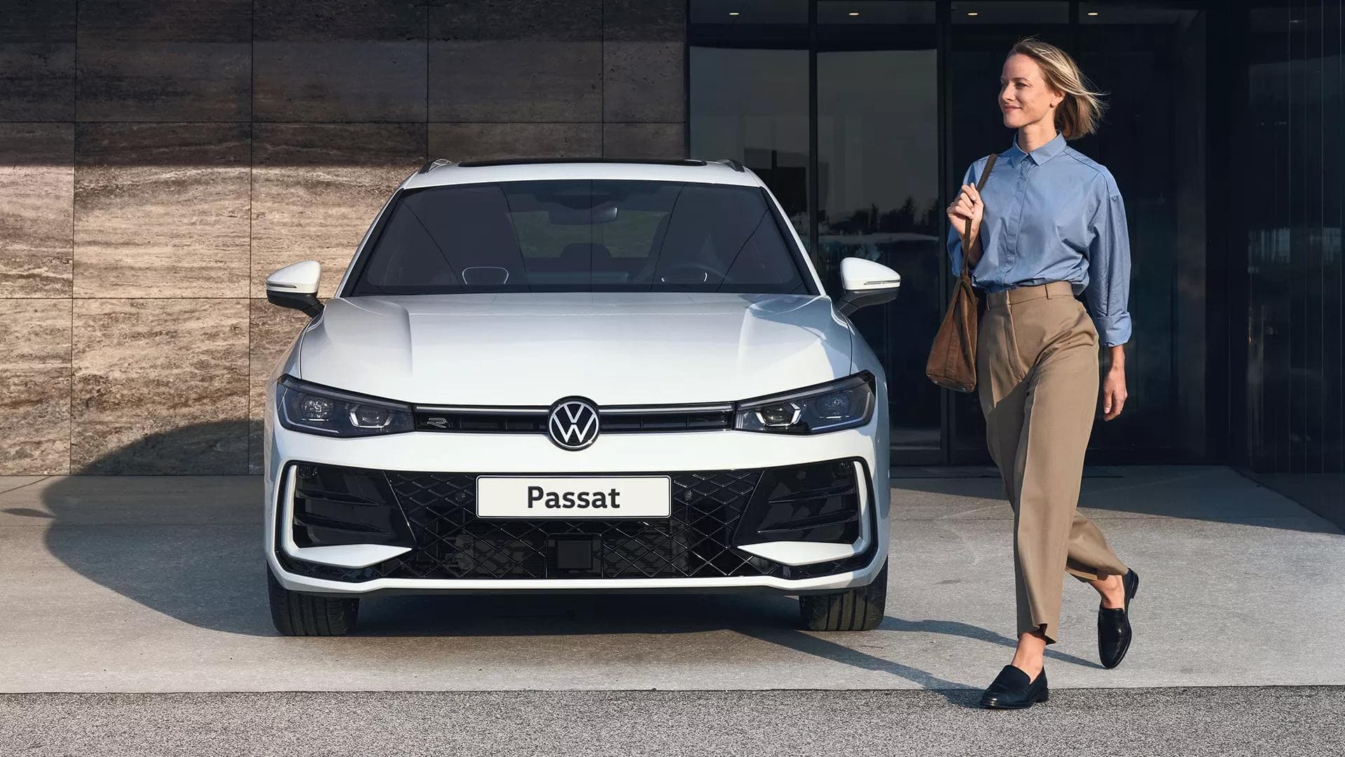 Volkswagen Passat Variant 1.5 eTSI İnceleme: Alınır mı? Fiyat, Donanım ve Kullanıcı Yorumları (2026) - Otomobil İncelemeleri kategorisinde blog yazısı görseli